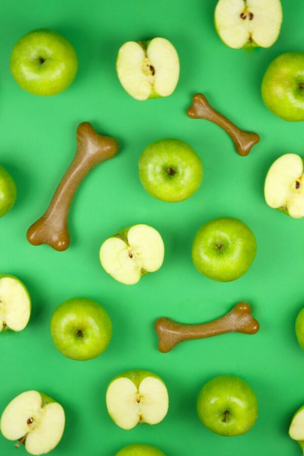 Fruity Bones Apple 12